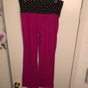 *Sold* Pink yoga pants